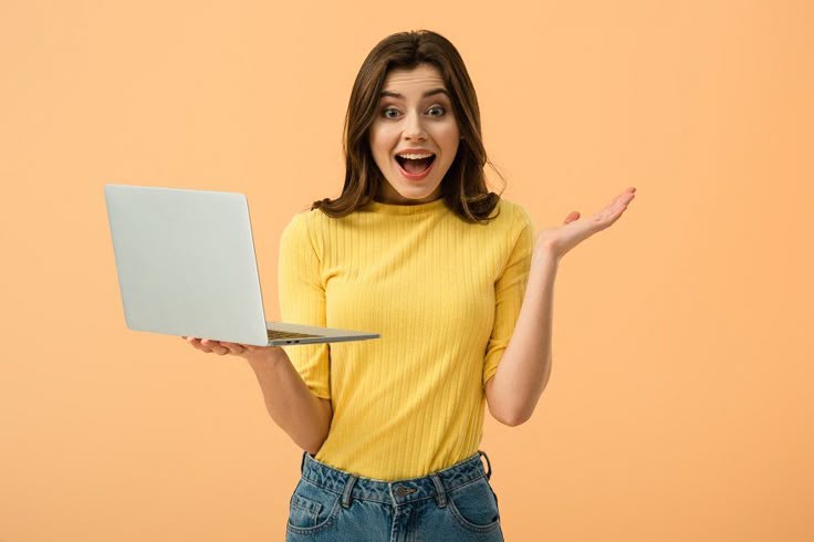 Laptop on Rent in Delhi