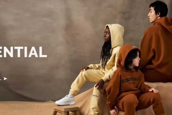 Popular Essentials Tracksuit in USA