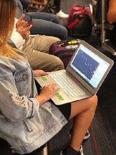 Your Guide to Renting Professional Laptops in Delhi for Business Use Laptops on rent in Delhi