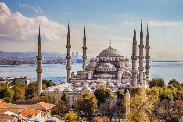 10 Things to Look for in Affordable Umrah 2025 Packages Umrah 2025 Packages