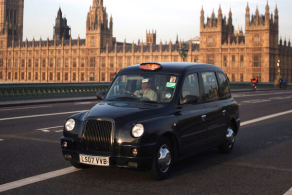 Taxi Stockport – 24/7 Airport Transfer | RidexTaxis Taxi
